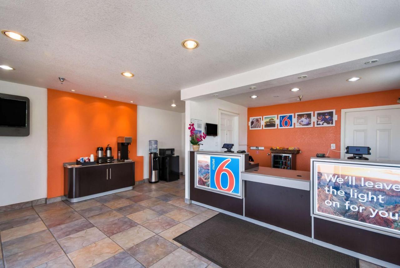 Motel 6-Humble, Tx מראה חיצוני תמונה