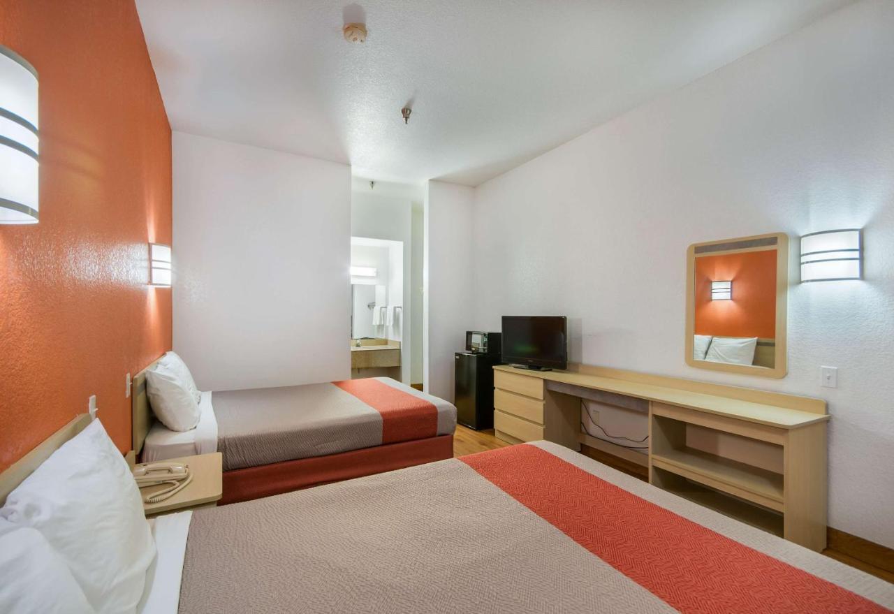Motel 6-Humble, Tx מראה חיצוני תמונה